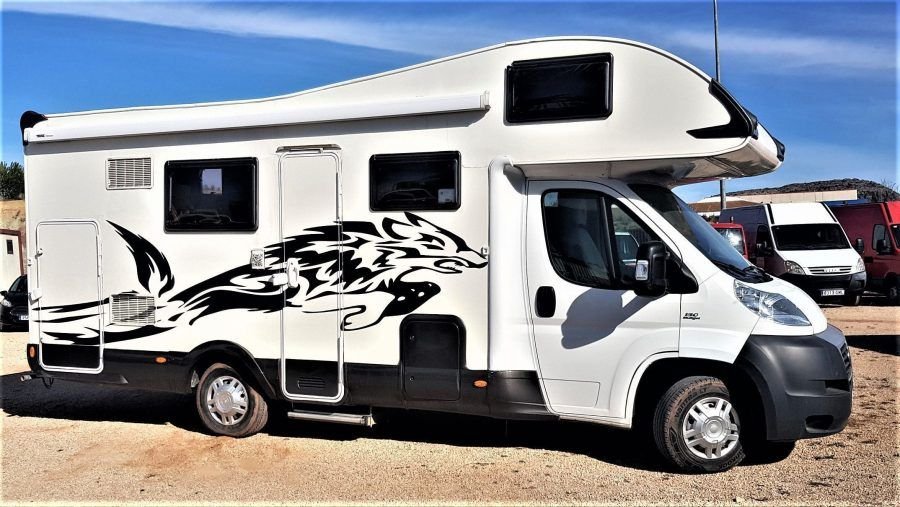Autocaravana capuchina 3799HRB, fotografía 5 del vendedor