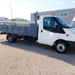 CAMION CON PLUMA