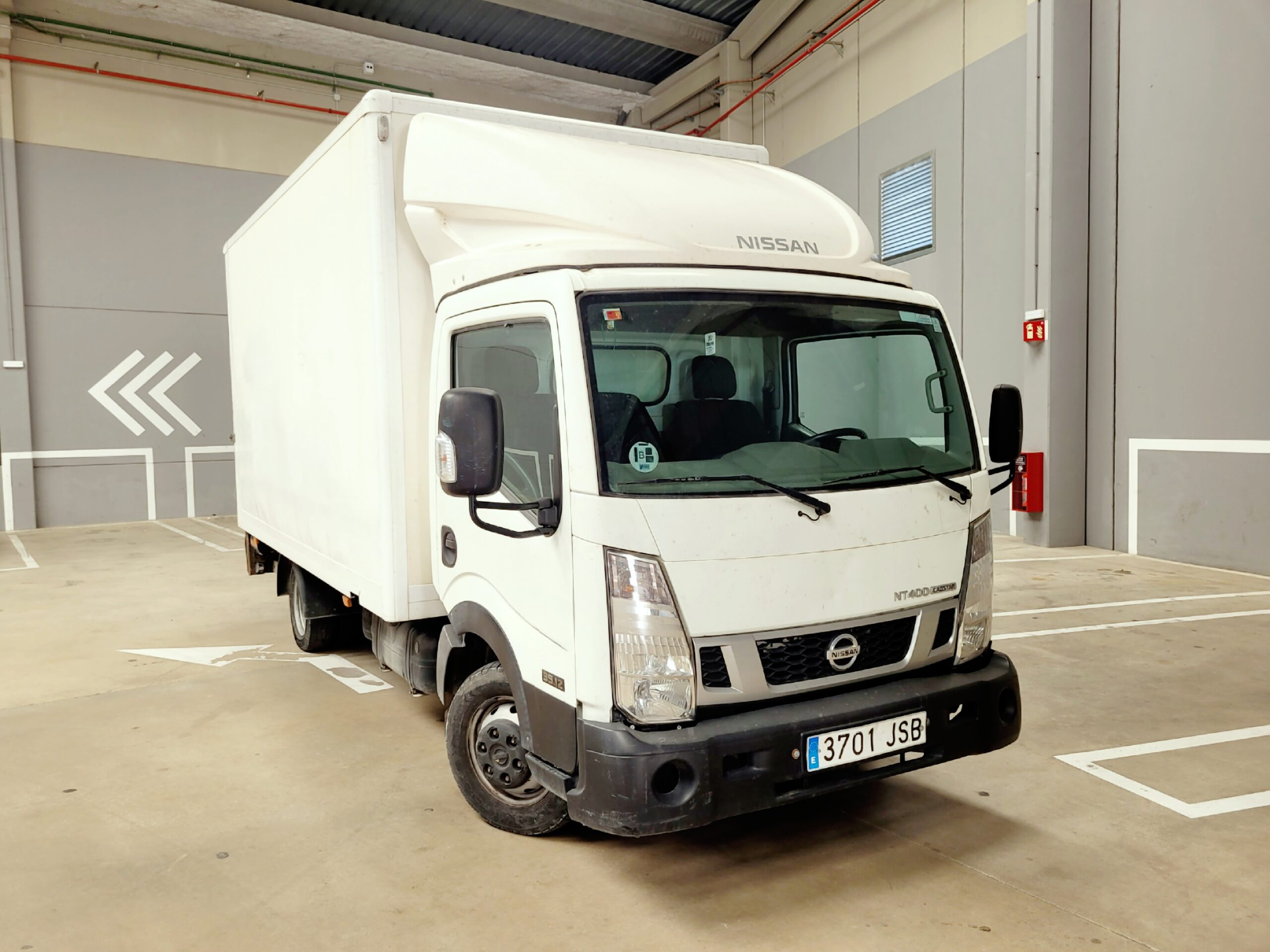 Nissan NT400 3701JSB foto 2